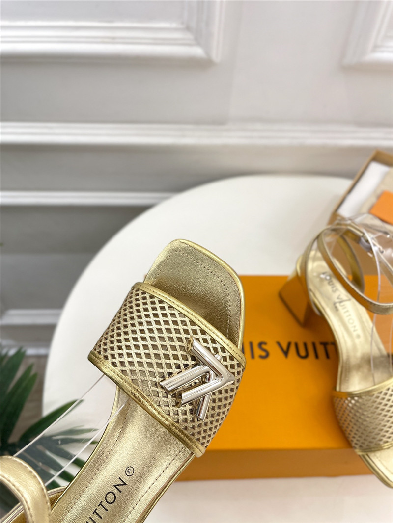 l0vis Vvtt0n shake sandal in gold perforated calf leather