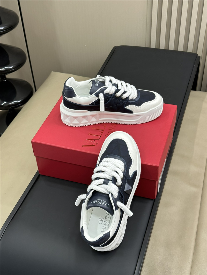 Va1e*ntin0 one stud xl low-top sneakers