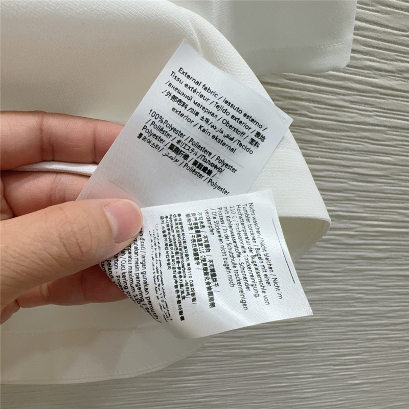 Va1e*ntin0 short-sleeved top + a-line long skirt replica clothing sites