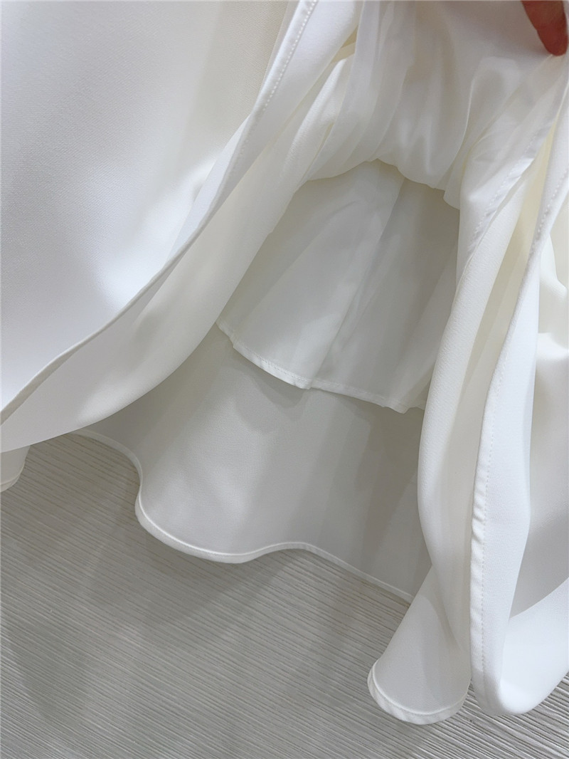 Va1e*ntin0 short-sleeved top + a-line long skirt replica clothing sites