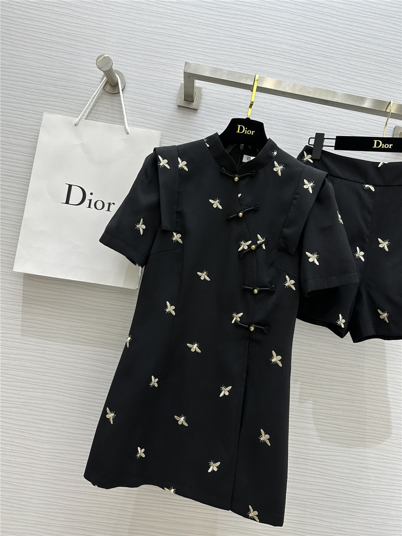 D10r bee embroidered suit replica clothing sites