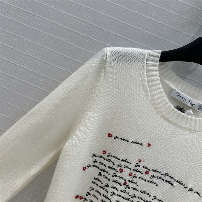D10ramour embroidered sweater in white