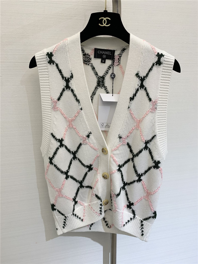 Ch**el knitted   collar vest replica d&g clothing