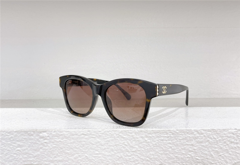 Ch**el pearl sunglasses