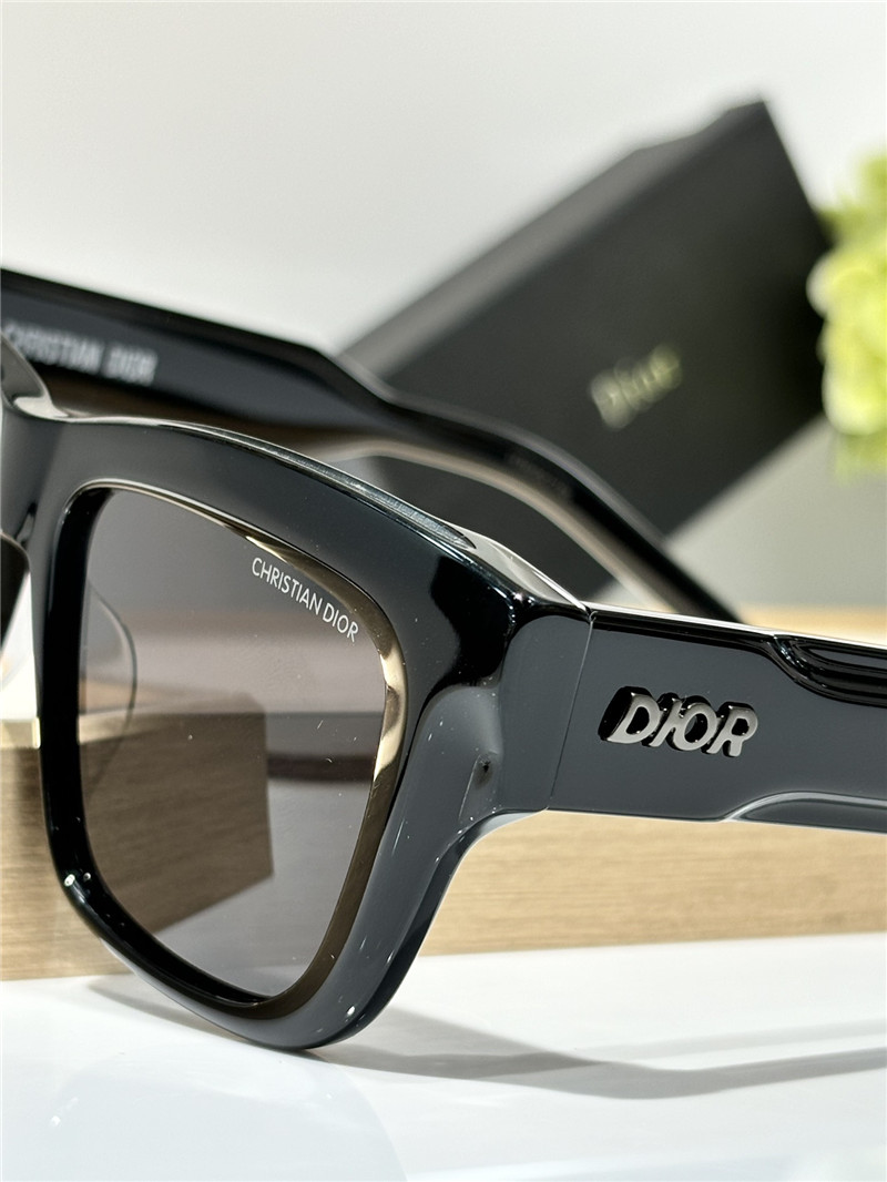 D10r square sunglasses