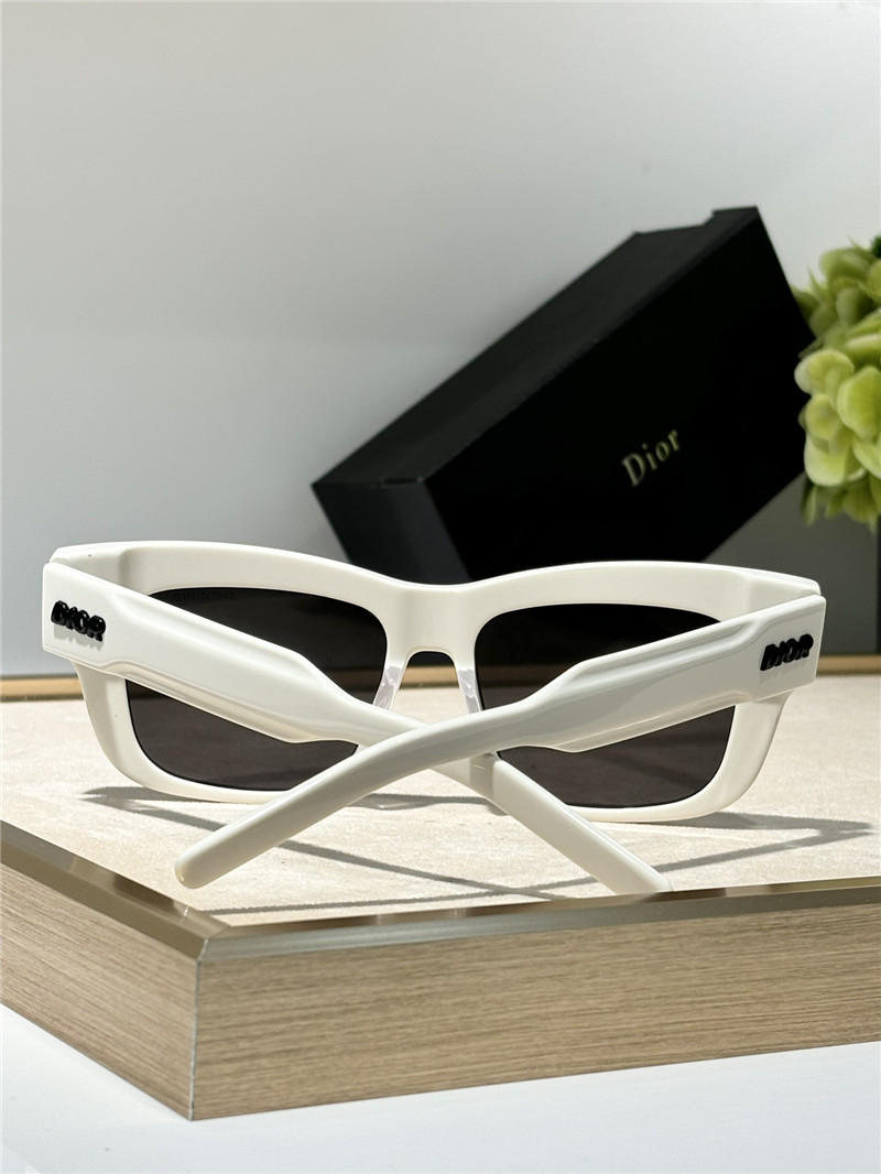 D10r square sunglasses