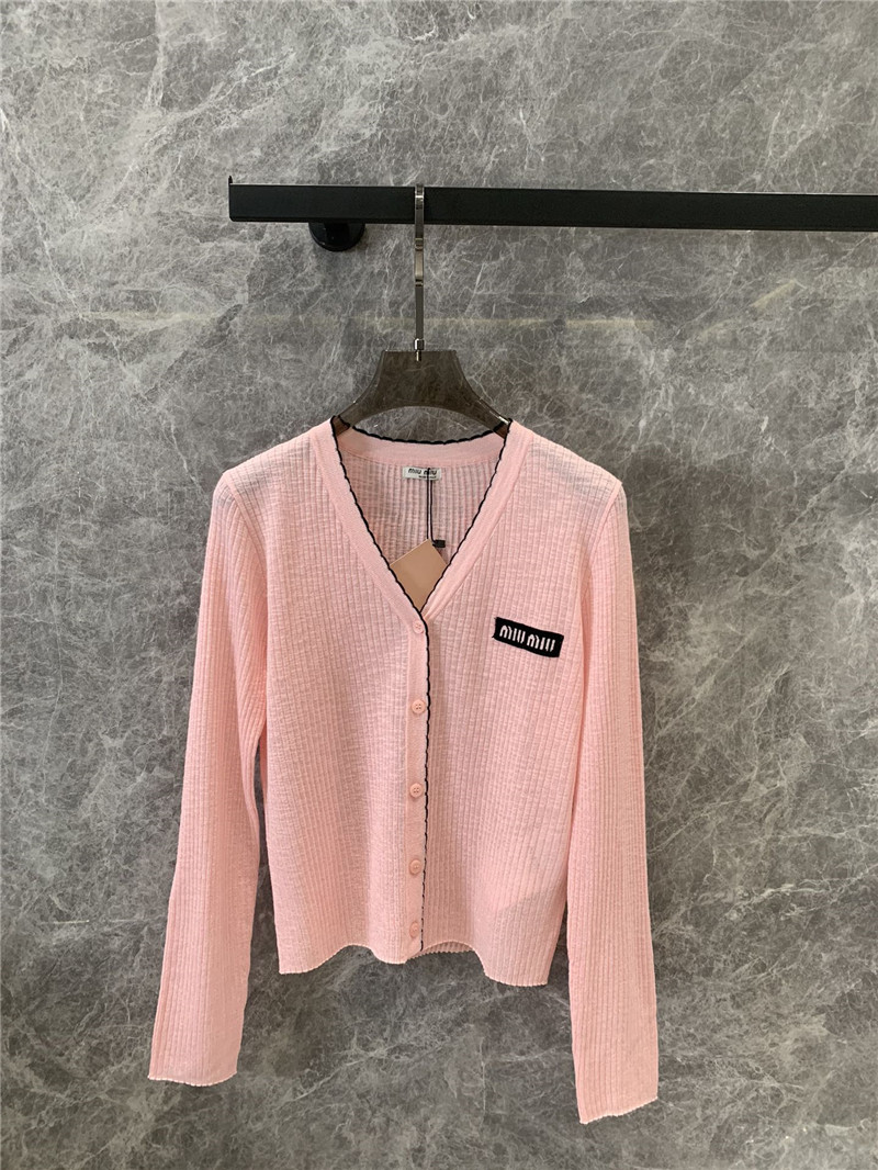 Miu Miu Logo V-Neck Cardigan in Pink