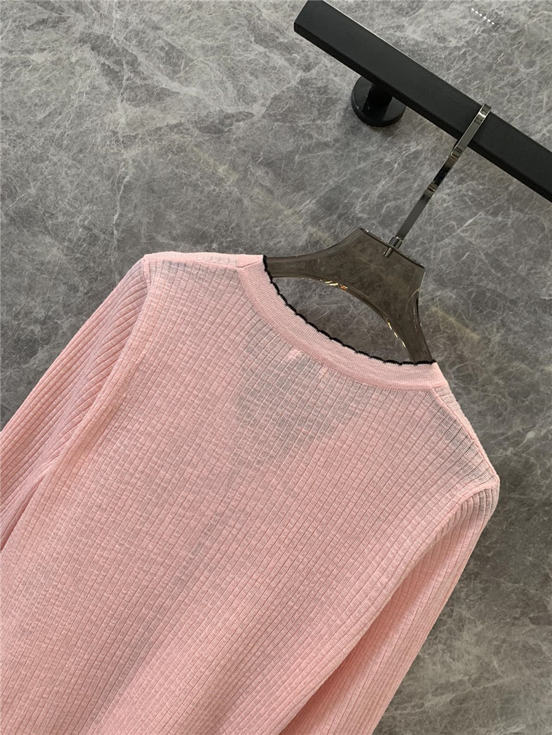 Miu Miu Logo V-Neck Cardigan in Pink