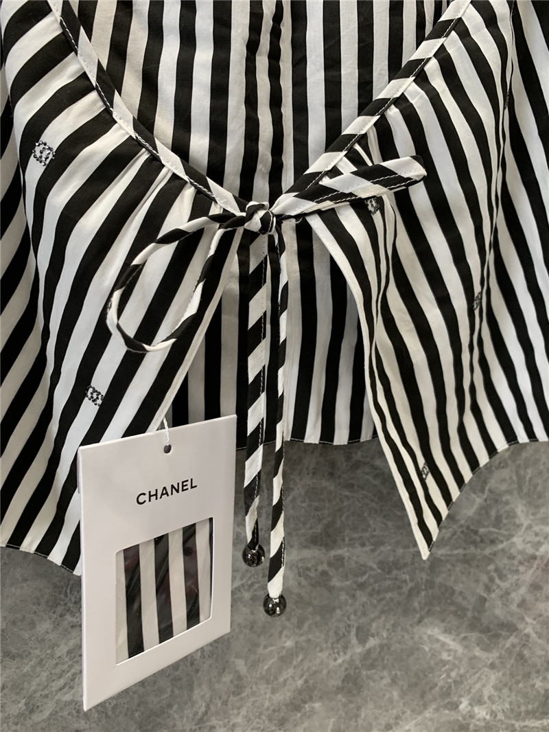 Ch**el v-neck halter top replicas clothes