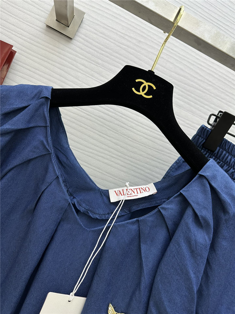 Va1e*ntin0 tencel denim suit cheap replica designer clothes