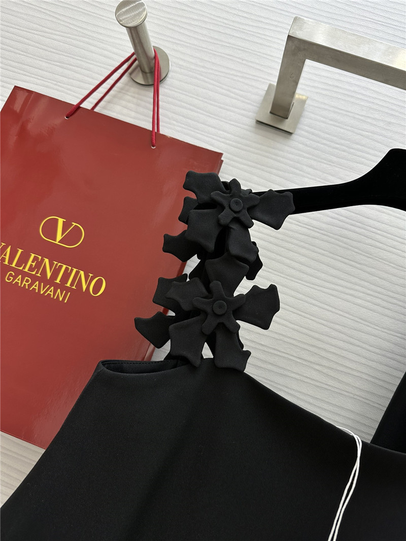 Va1e*ntin0 three-dimensional pile flower suit replica d&g clothing