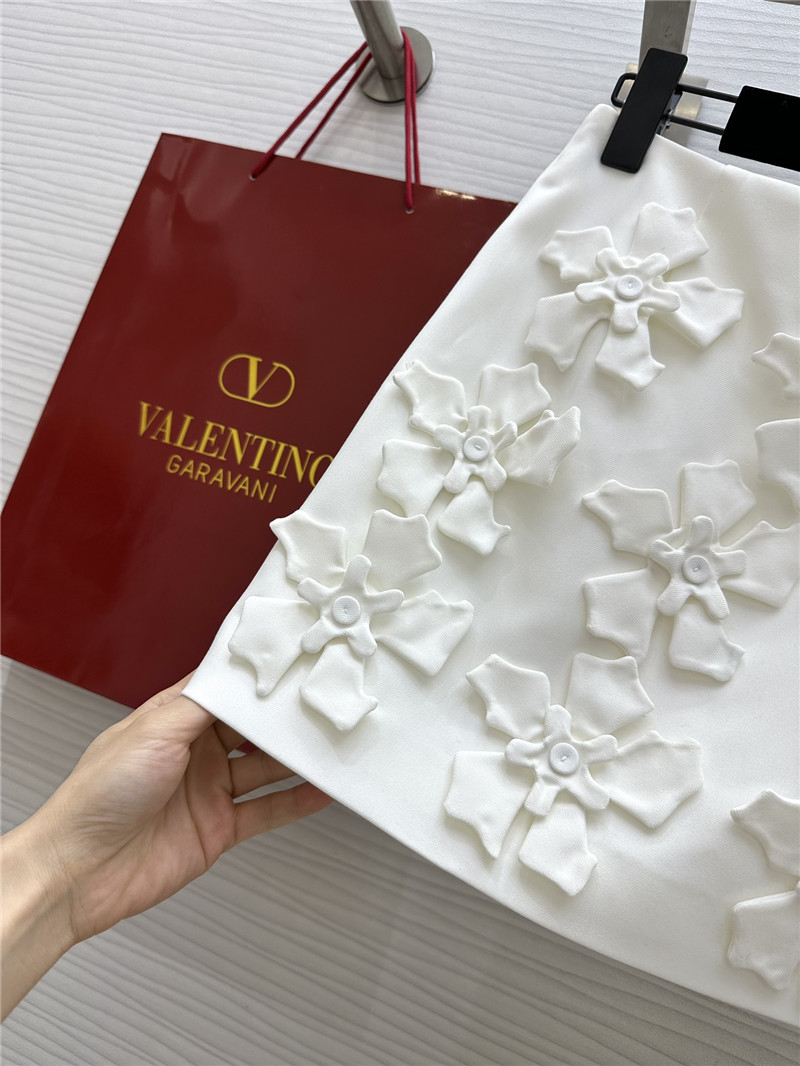 Va1e*ntin0 three-dimensional pile flower suit replica d&g clothing