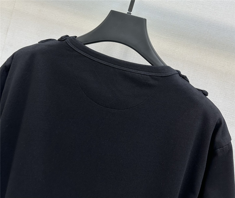 Va1e*ntin0 new hibiscus t-shirt replicas clothes