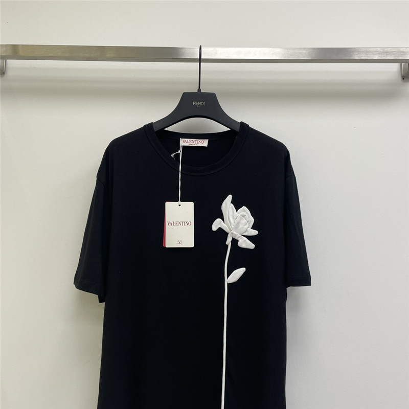 Va1e*ntin0 cotton t-shirt cheap replica designer clothes