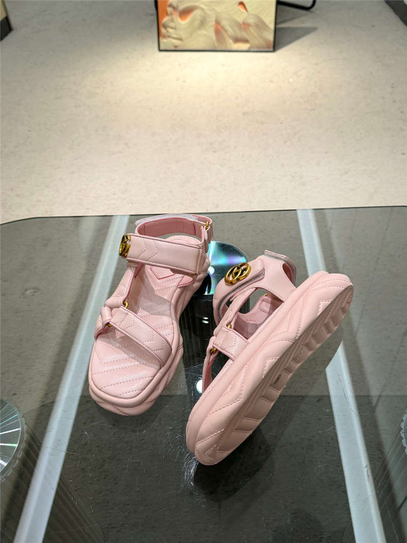 Gvc*1 double g strappy house sandals in pink quilted leather