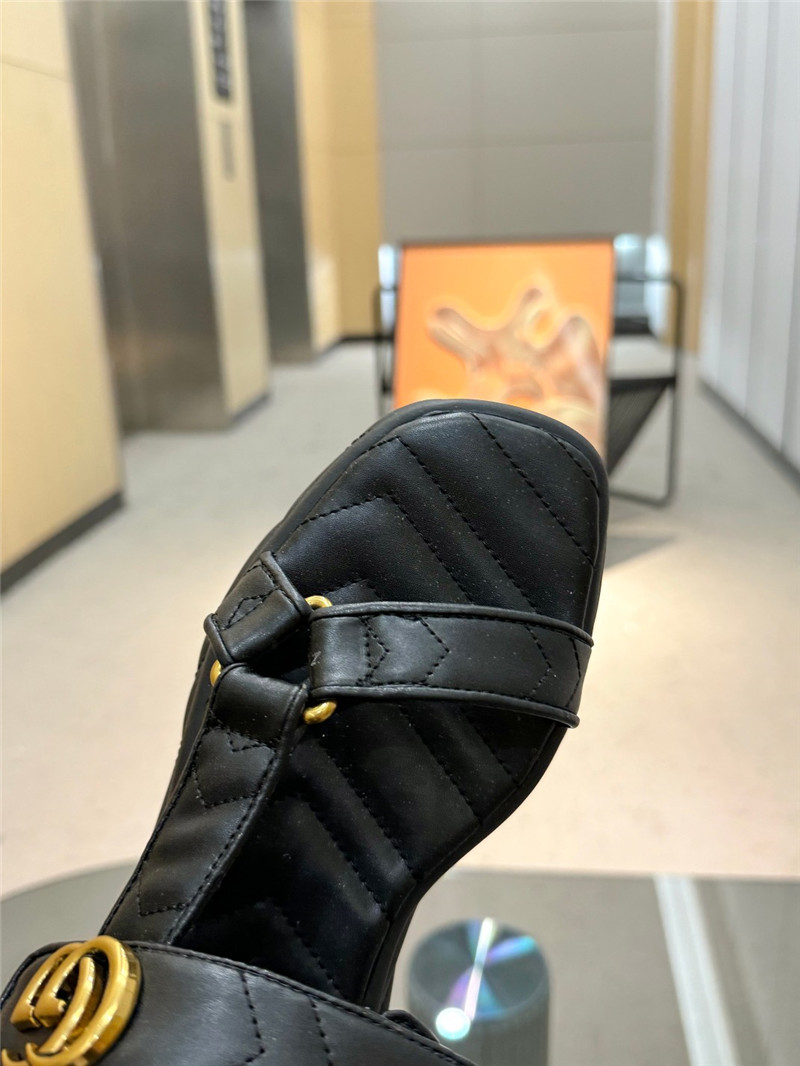 Gvc*1 double g strappy house sandals in black quilted leather