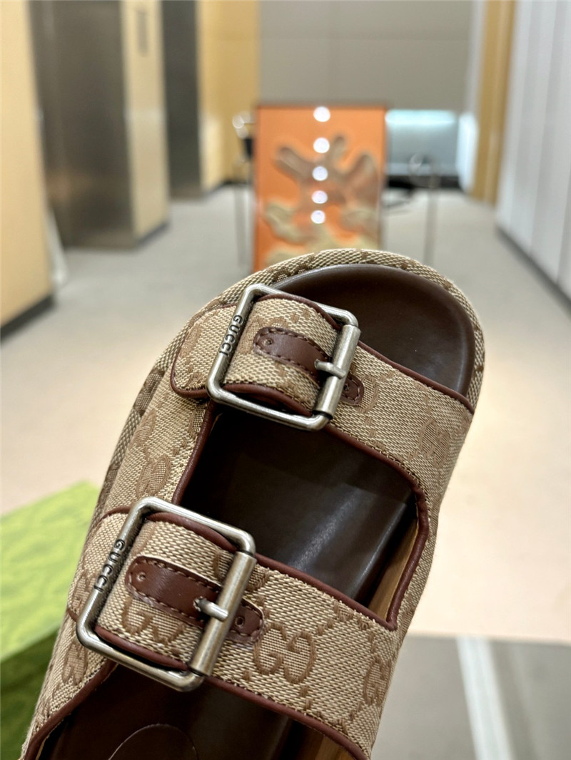 Gvc*1 platform strap sandals in brown oblique canvas