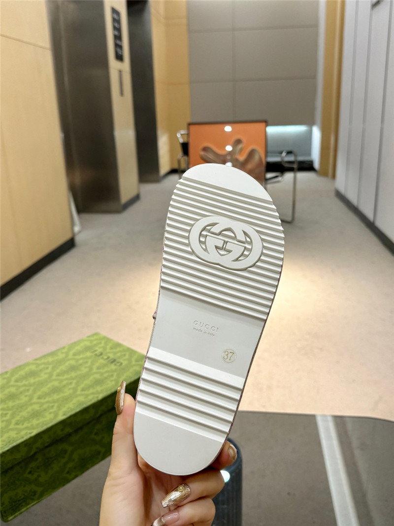 Gvc*1 platform strap sandals in pink oblique canvas