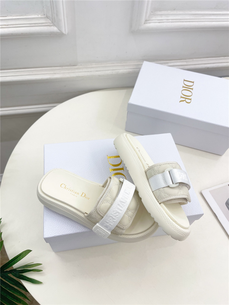 Dio(r)evolution Slide Glitter Tech White Quilted Leather