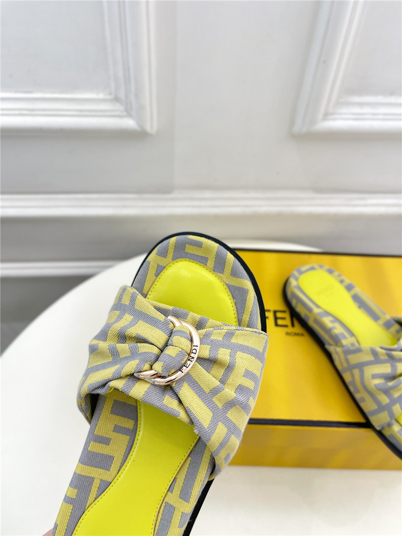 F**di feel grey & yellow ff jacquard slides