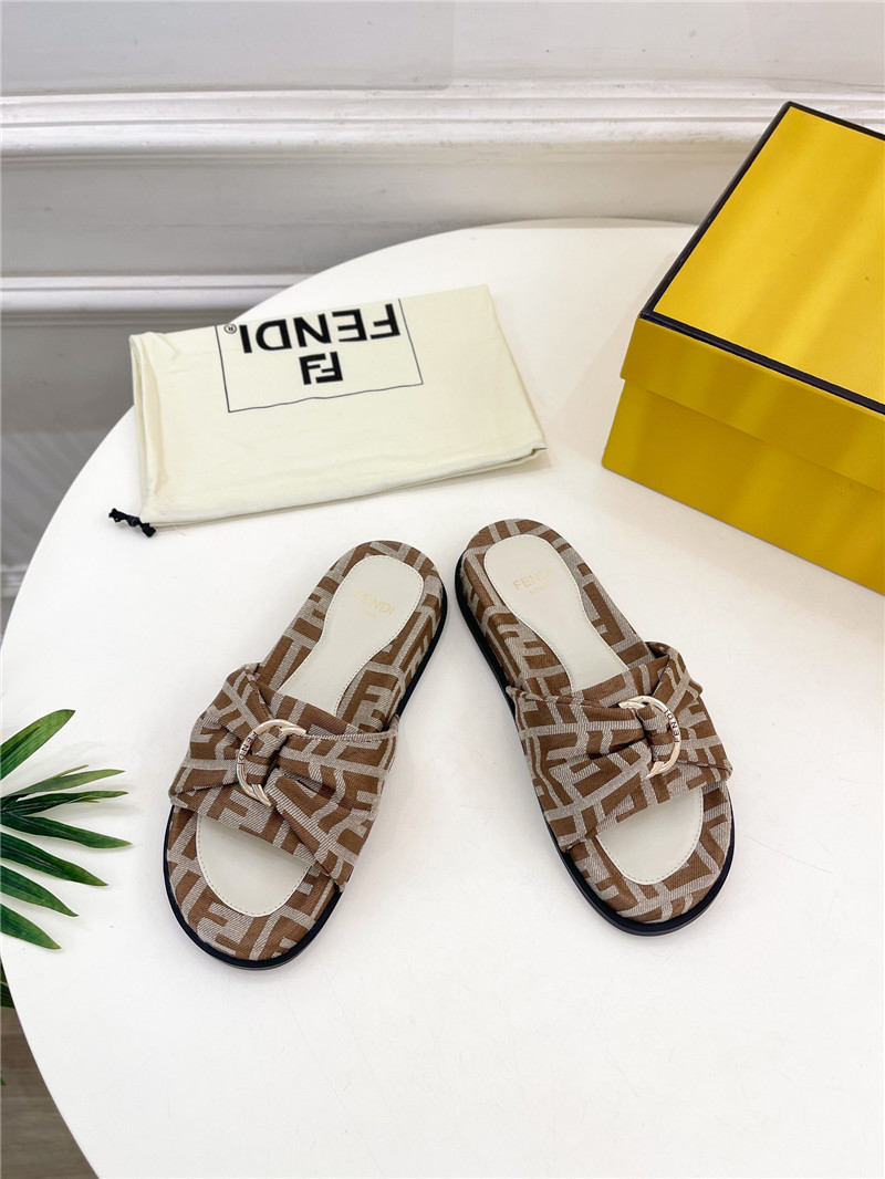 F**di feel brown and white ff jacquard slides