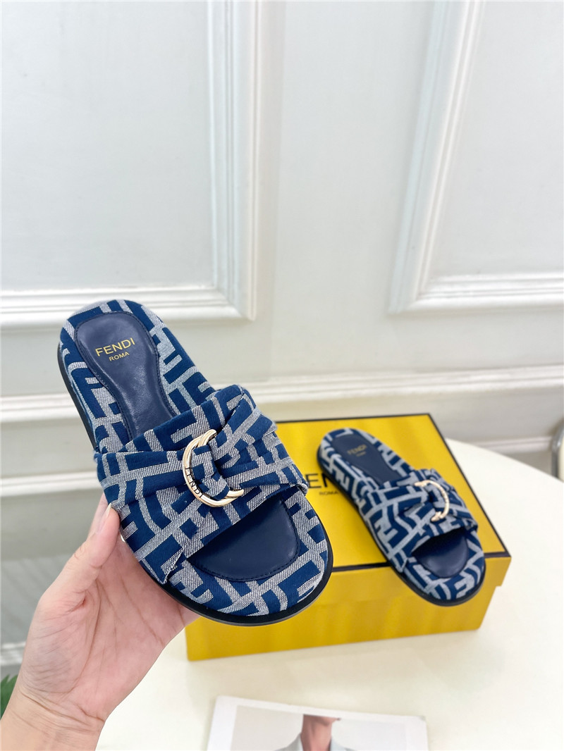 F**di feel blue ff jacquard slides