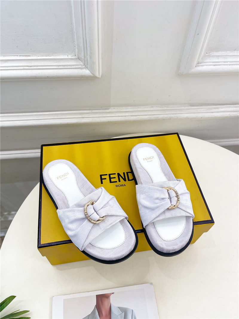F**di feel white ff jacquard slides
