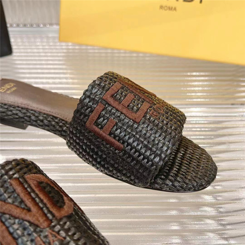 F**di sunshine black raffia flat sandals