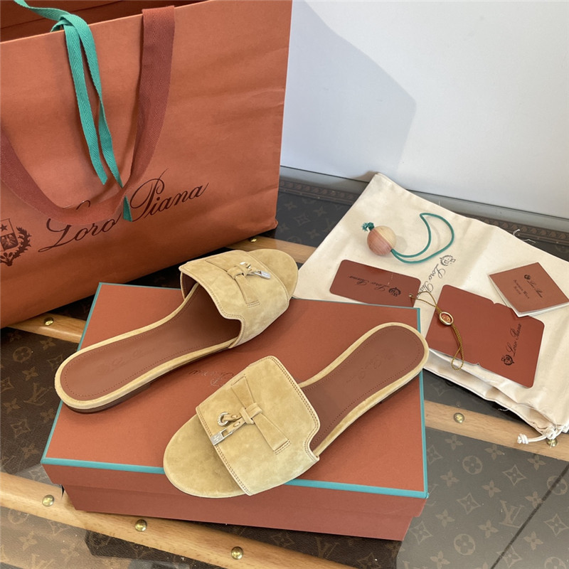 L0r0 P1ana summer charms sandals in egyptian rock suede