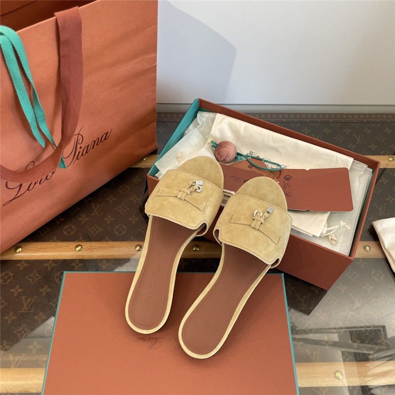 L0r0 P1ana summer charms sandals in egyptian rock suede