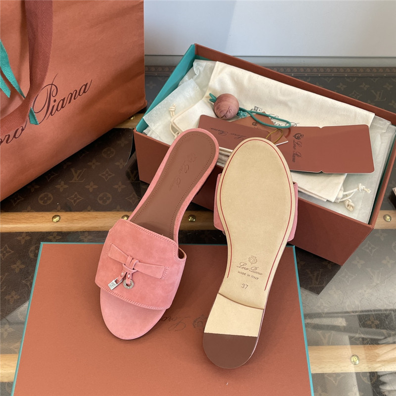 L0r0 P1ana summer charms sandals in halite suede goatskin