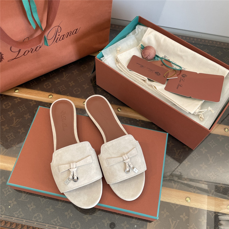 L0r0 P1ana summer charms flat sandals in neutral suede