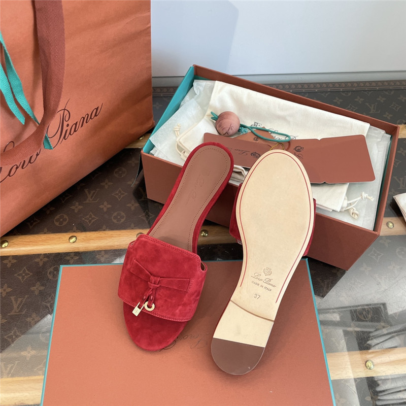 L0r0 P1ana summer charms flat sandals in camu fruit suede