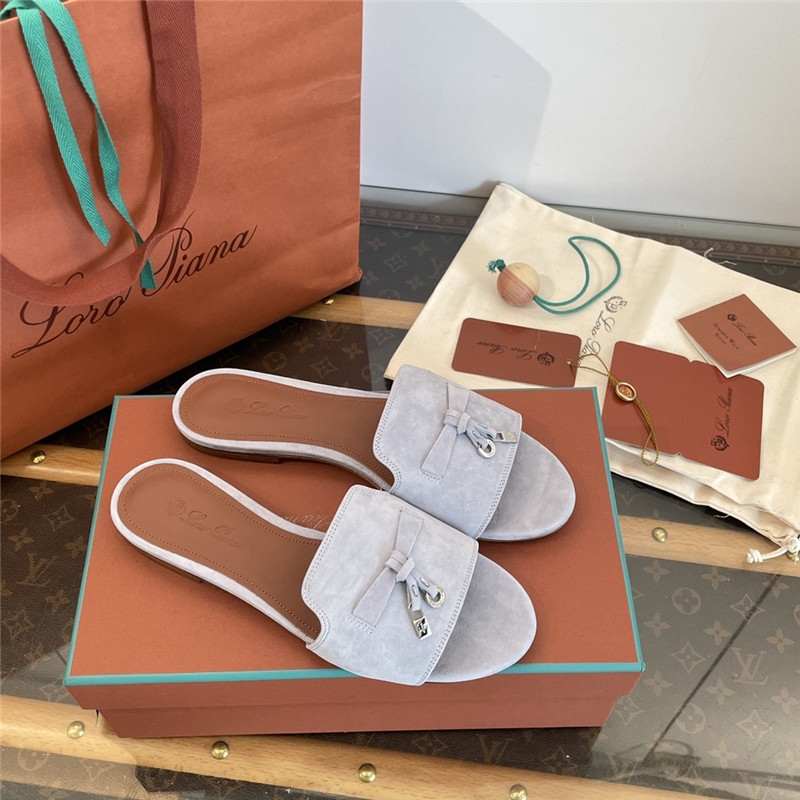 L0r0 P1ana summer charms sandals in powder pearl suede