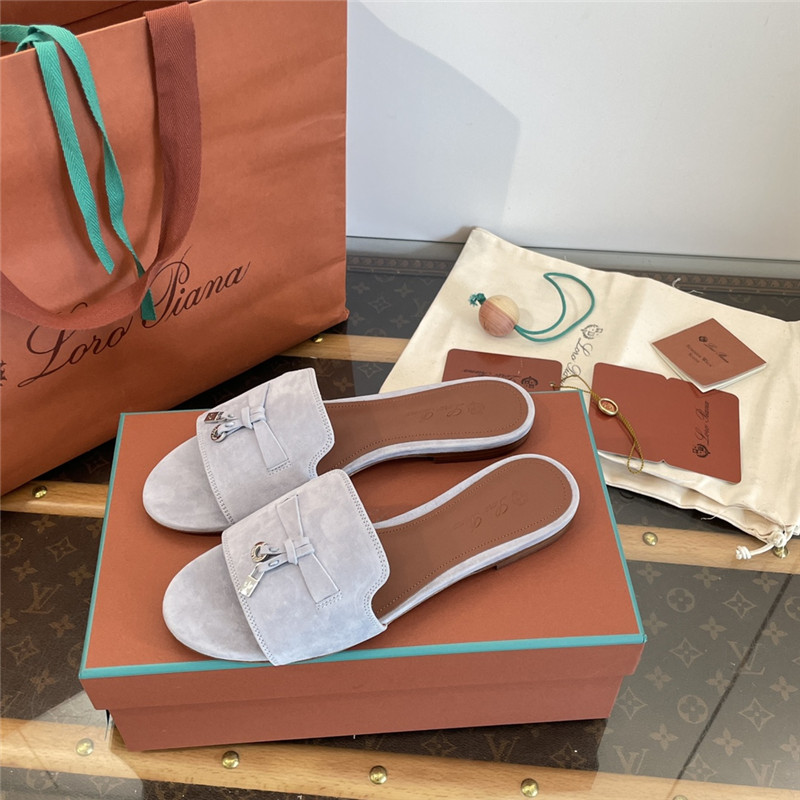 L0r0 P1ana summer charms sandals in powder pearl suede