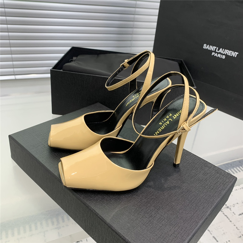 Sa1nt Lau*nt la scandale sandals in beige patent leather