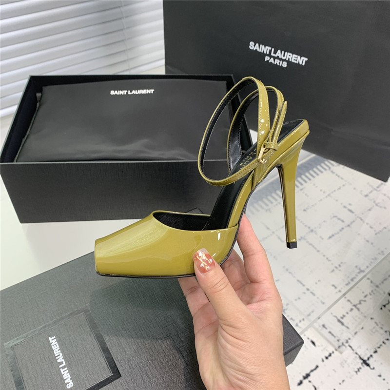 Sa1nt Lau*nt la scandale sandals in green patent leather