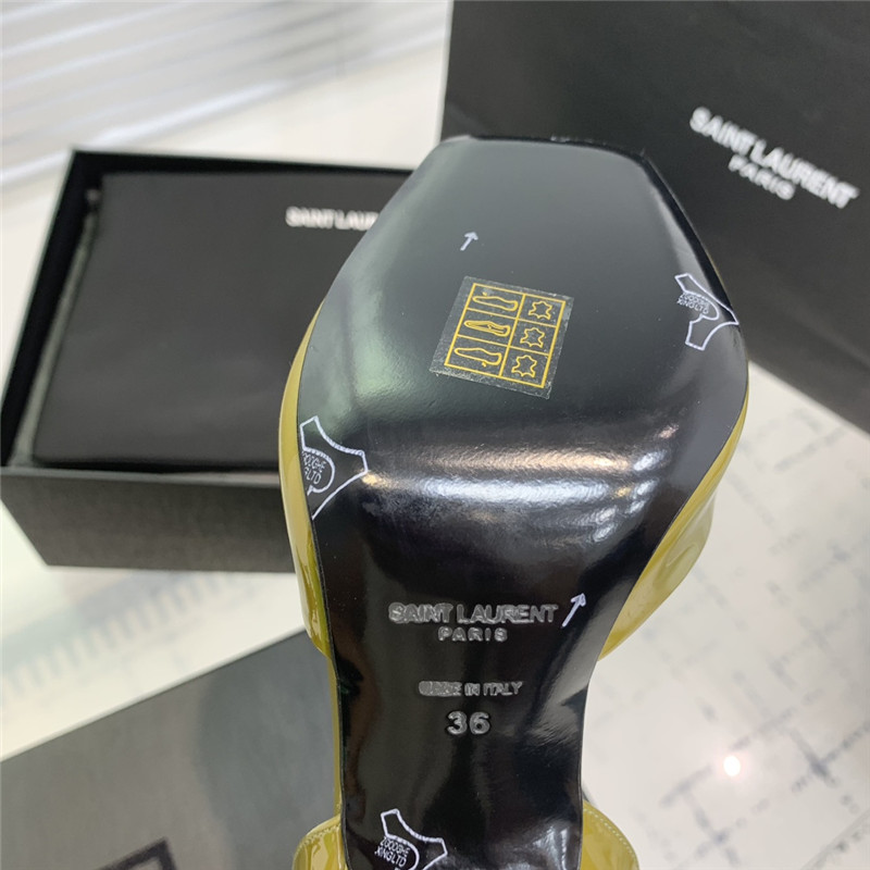 Sa1nt Lau*nt la scandale sandals in green patent leather