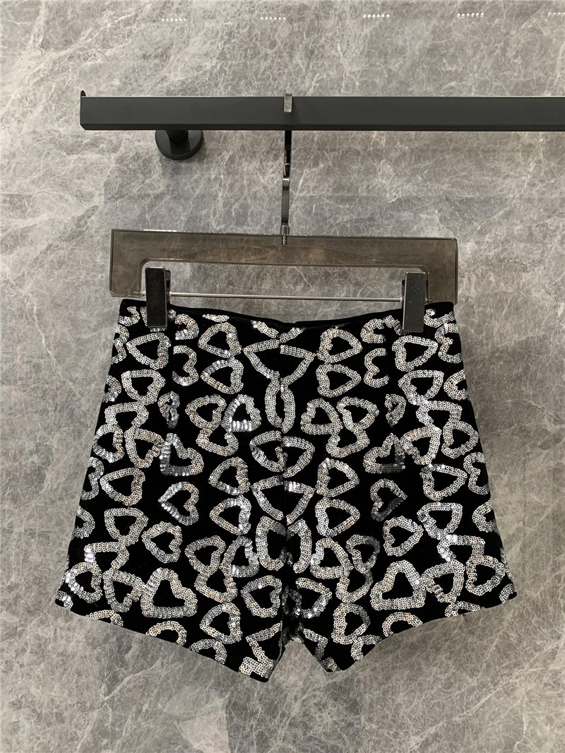 Y51 letter a shorts replica d&g clothing