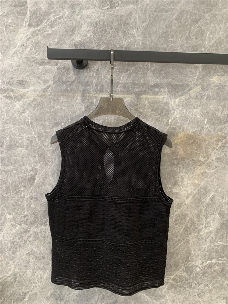 Ce1i*e arc de triomphe hollow knit vest replica clothing sites