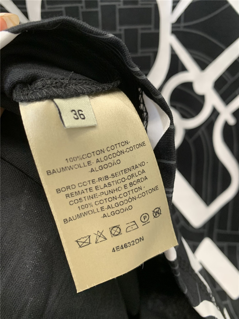 H**me5 geometric print v-neck short-sleeved t-shirt replicas clothes