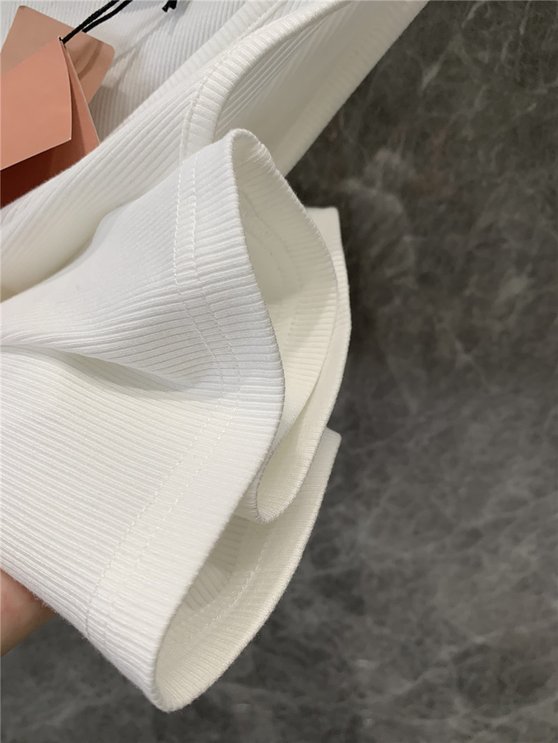 M1um1u letter hardware button hollow vest replicas clothes