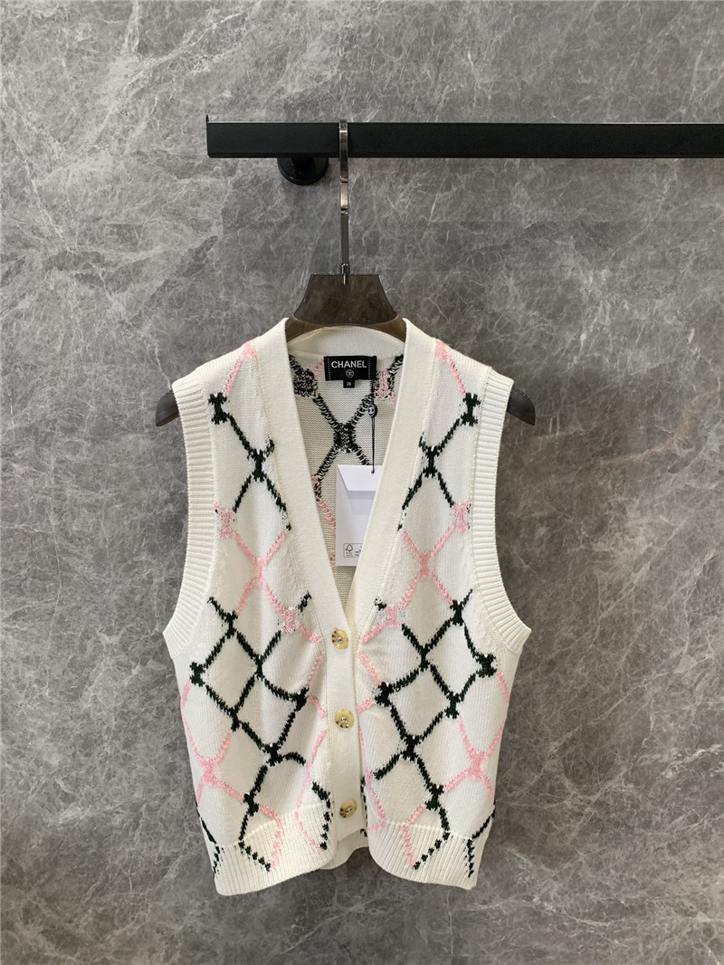 Ch**el knitted v-neck vest replica designer clothes