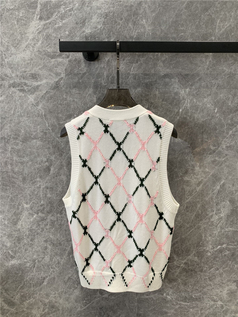 Ch**el knitted v-neck vest replica designer clothes
