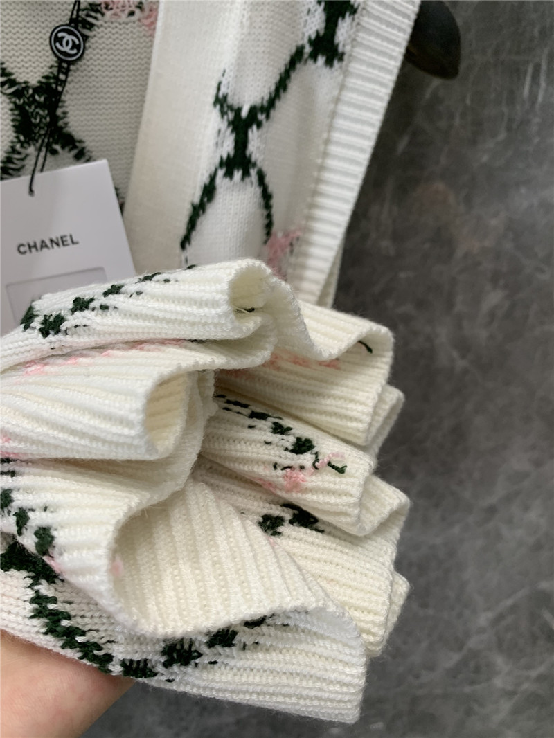 Ch**el knitted v-neck vest replica designer clothes
