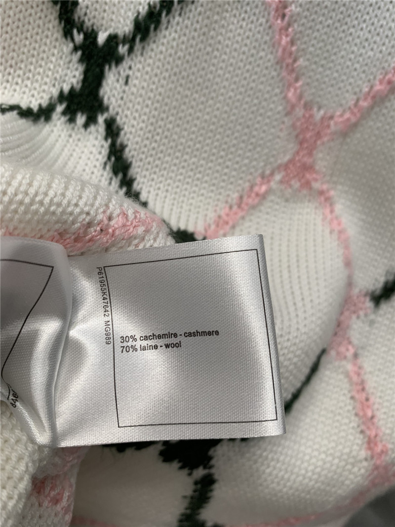 Ch**el knitted v-neck vest replica designer clothes