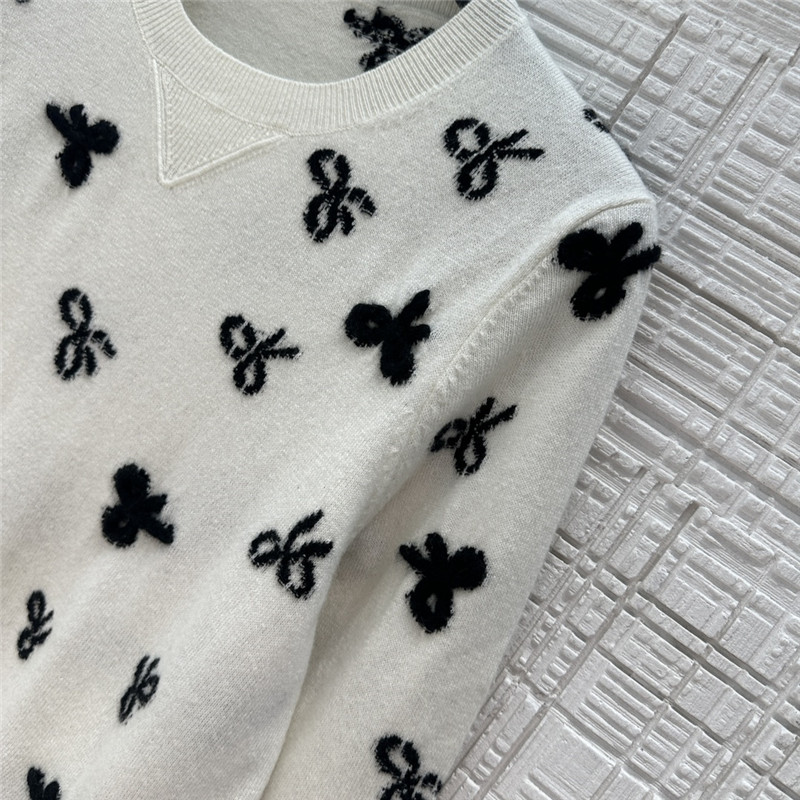 Ch**el bow intarsia cashmere sweater replica designer clothes