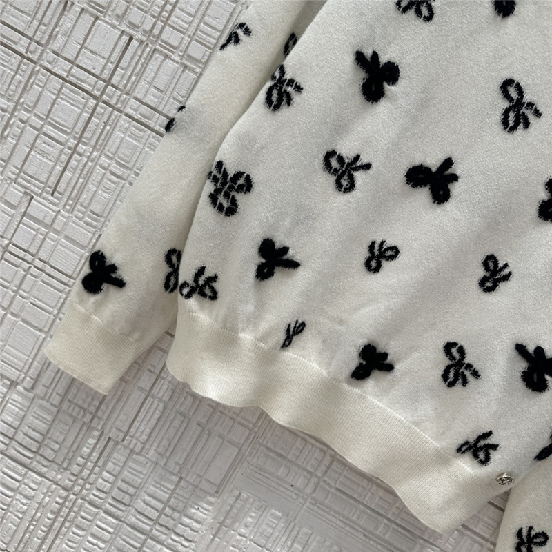 Ch**el bow intarsia cashmere sweater replica designer clothes