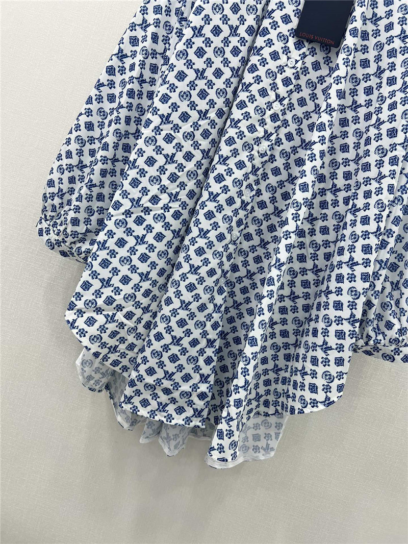 l0vis Vvtt0n lv classic printed cape shirt replicas clothes