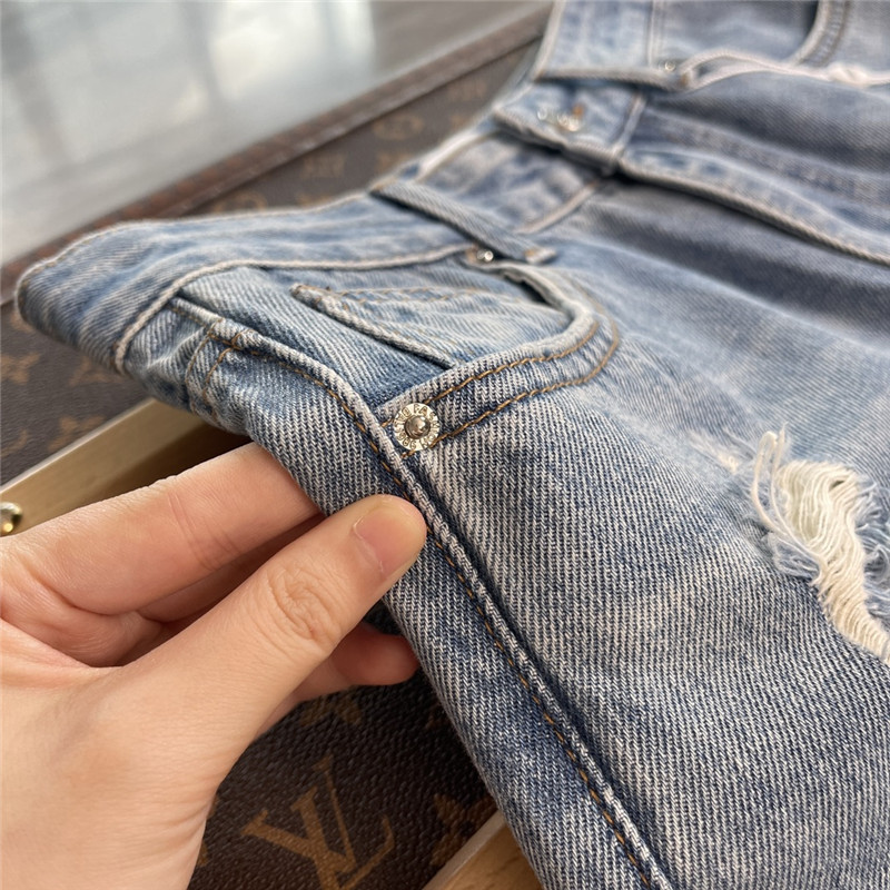 Ch**el cat embroidered ripped jeans replica clothes